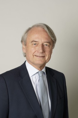 Dealmaker photo