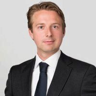 Dealmaker photo