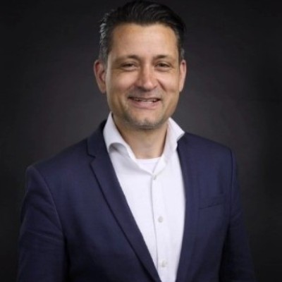Dealmaker photo