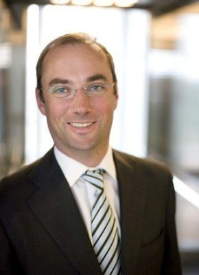 Dealmaker photo
