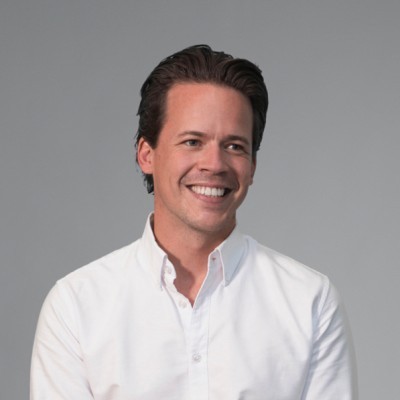 Dealmaker photo
