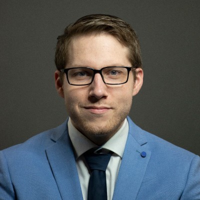 Dealmaker photo