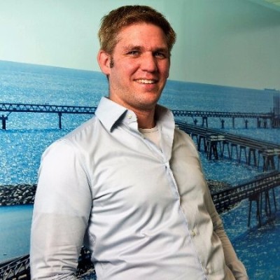 Dealmaker photo