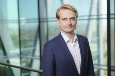 Dealmaker photo