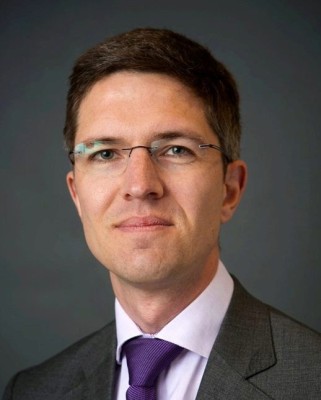 Dealmaker photo