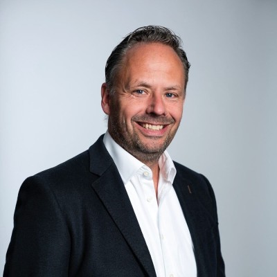 Dealmaker photo