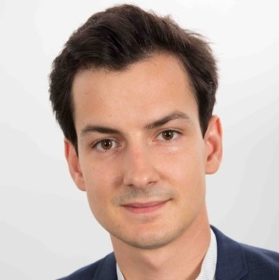 Dealmaker photo
