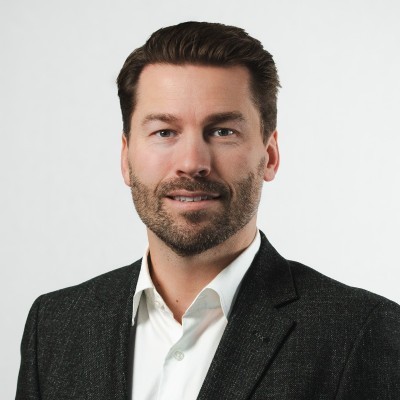 Dealmaker photo