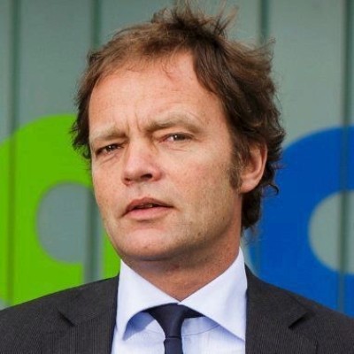 Dealmaker photo