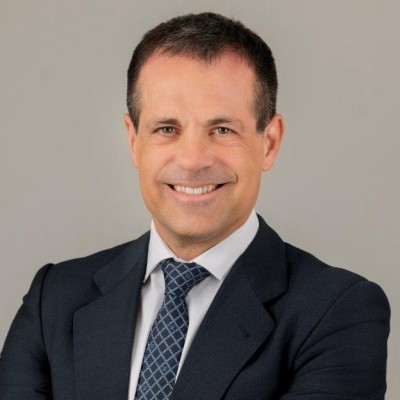 Dealmaker photo