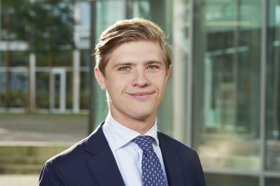 Dealmaker photo