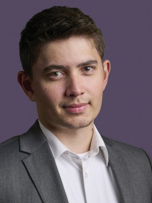 Dealmaker photo