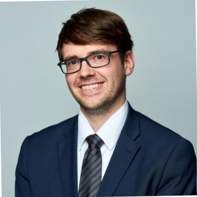 Dealmaker photo
