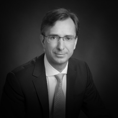 Dealmaker photo