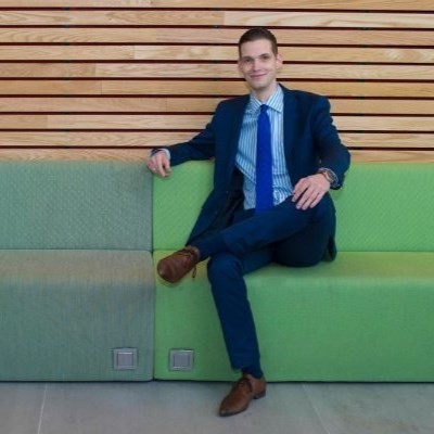 Dealmaker photo