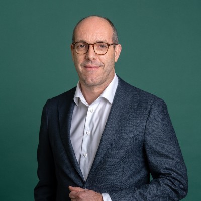 Dealmaker photo