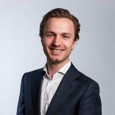 Dealmaker photo
