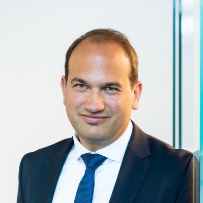 Dealmaker photo