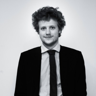Dealmaker photo