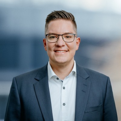 Dealmaker photo