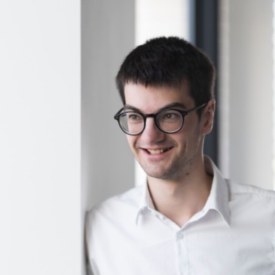 Dealmaker photo