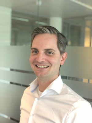 Dealmaker photo