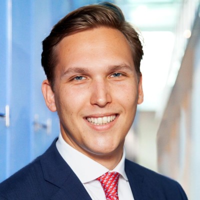 Dealmaker photo