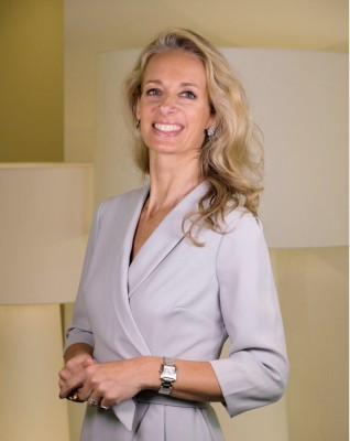 Dealmaker photo