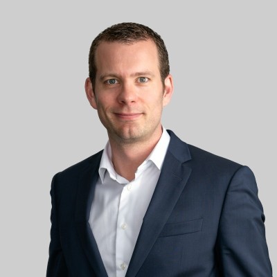 Dealmaker photo