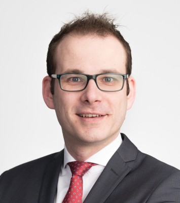 Dealmaker photo