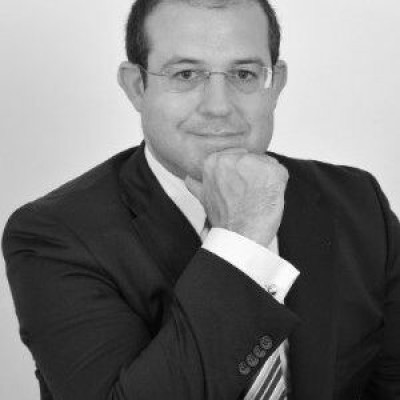 Dealmaker photo