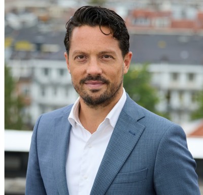 Dealmaker photo