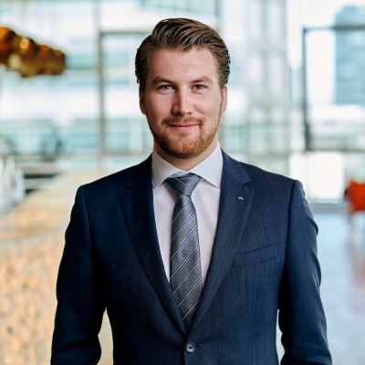 Dealmaker photo