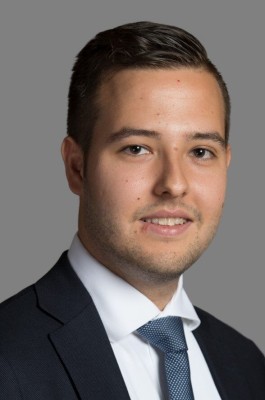 Dealmaker photo