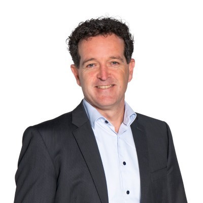 Dealmaker photo