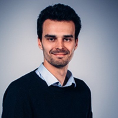 Dealmaker photo