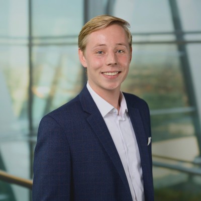 Dealmaker photo