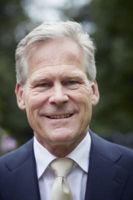 Dealmaker photo
