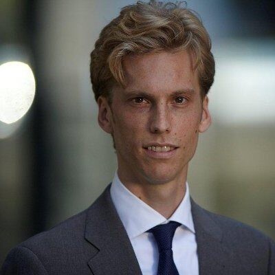 Dealmaker photo