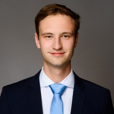 Dealmaker photo