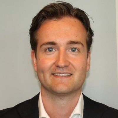 Dealmaker photo