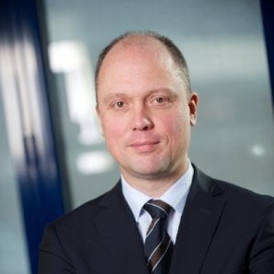 Dealmaker photo