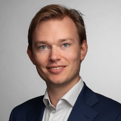 Dealmaker photo