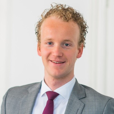 Dealmaker photo