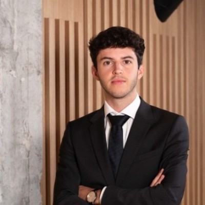 Dealmaker photo