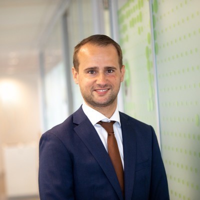 Dealmaker photo