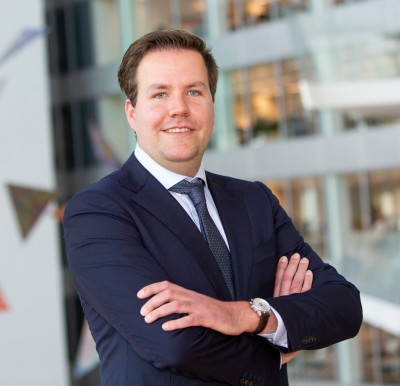 Dealmaker photo