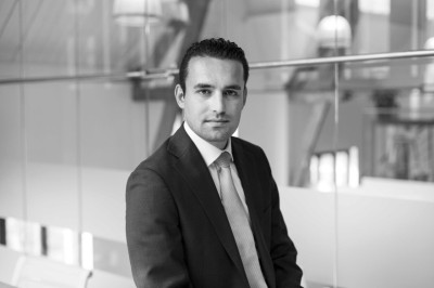 Dealmaker photo