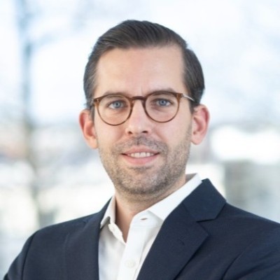 Dealmaker photo