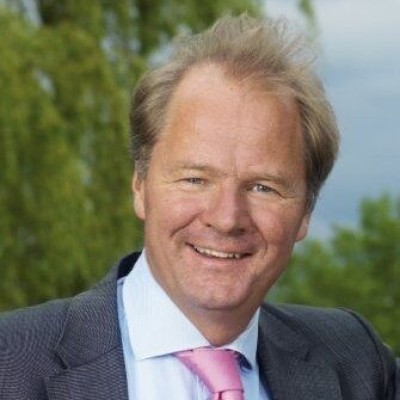 Dealmaker photo